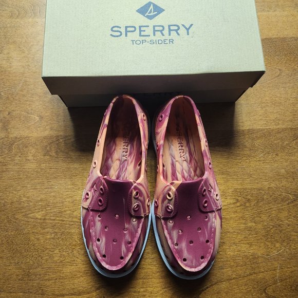 Brand New. Sperry float shoes- Red and orange Size 6 Women's - Picture 2 of 5